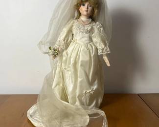 390 victorianstyleporcelainbridedollwit