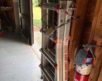 492 littlegiantladderwithlegleveler