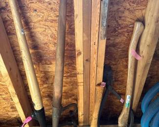 507 assortedloggingtoolsandwedges