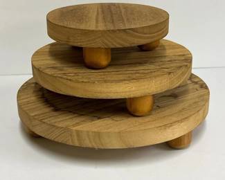 347 trioofwoodenpedestaldisplaystands