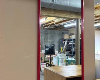 156 rectangularwallmirrorwithredframe