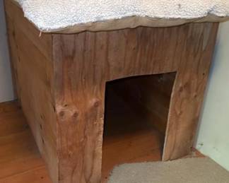485 handmadewoodenpethousewithcushion