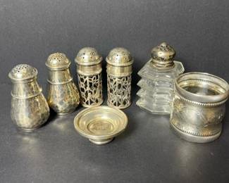 044 sterlingsilversaltandpeppershakers