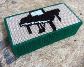 250 handcraftedneedlepointpianomotifdoor