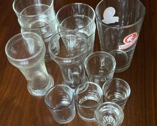 088 assortedbarglassesincludinglongtrai