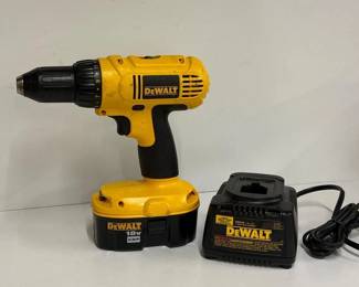 018 dewaltcordlessdrilldriverwithcharge