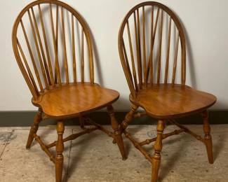 382 pairofwindsorstylewoodensidechairs
