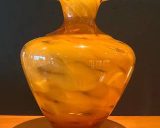 205 largehandblownartglassvasewithswi