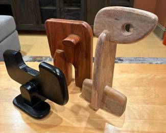 254 cratebarrelabstractanimalwoodsculpt