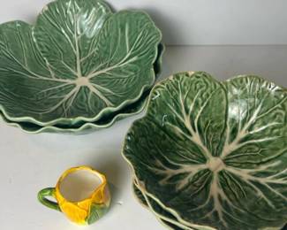 046 fivecabbageleafbowlswithtinyyellow