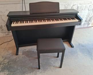 Roland HP 237 Piano - Good condition