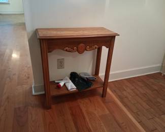Hand made oak entrance table - good condition