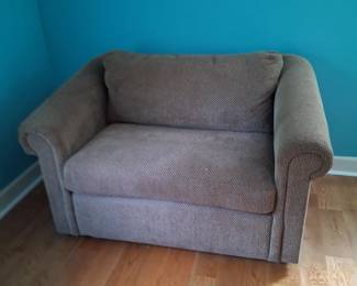 Lazyboy love seat/sofa bes (single mattress) - never used
