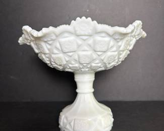 065 vintagepressedmilkglasscompote