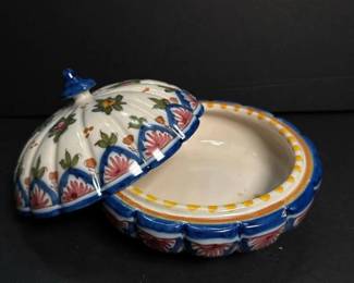041 portuguesehandpaintedceramicliddedd
