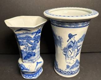 033 blueandwhiteporcelainvasesinchines