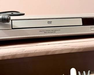 DVD player