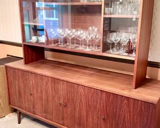 Large amount of glassware
