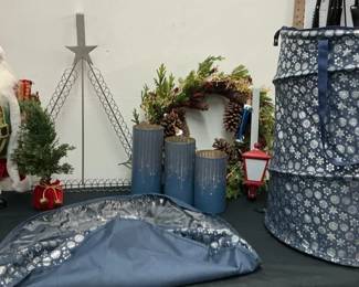 Christmas Decor 2 Storage Containers
