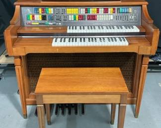 Lowery Symphonic Holiday Organ