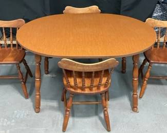 Table With Temple Stuart Chairs