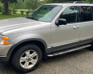 2003 Ford Explorer XLT 4WD