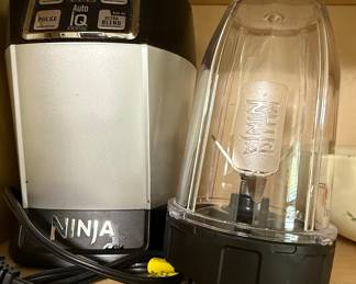 Nutri Ninja Auto-iQ 1000W Personal Blender BL480D