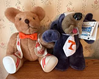 University of Tennessee Mascot Plush Set - Smokey the Dog and Bear