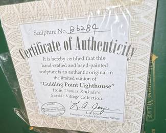 Hawthorne Village Thomas Kinkade Guiding Point Lighthouse