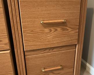 Encore Traditional Style Oak Two-Drawer Filing Cabinet