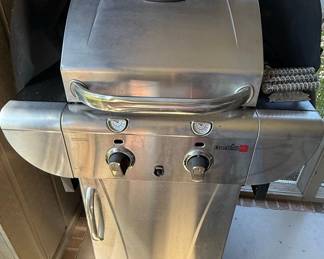 Char-Broil Commercial TRU-Infrared 2-Burner Gas Grill