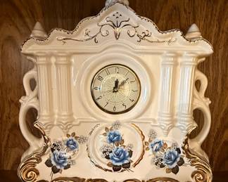 1979 Indiana Molds Ceramic Mantel Clock with Lanshire Movement