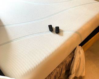 King TemperPedic Adapt Mattress w/ EASE remote adjustable base. $2500