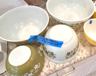4pc olive green & white vintage Pyrex Spring Blossom set. Model #401-404 $120