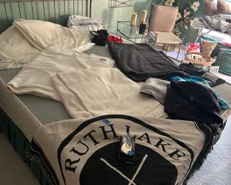King & throw blankets