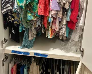 Ladies sz “L-XL” dresser blouses / shirts