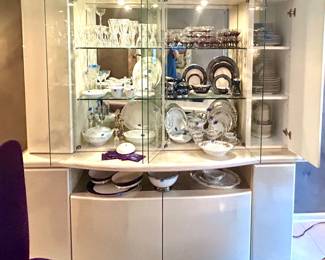 87”w x 24”d x 76”h China hutch $300