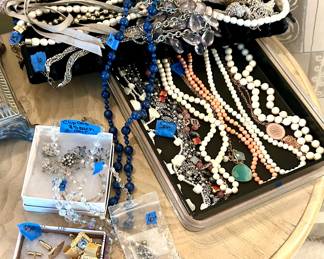 Costume necklaces, men’s vintage cuff links