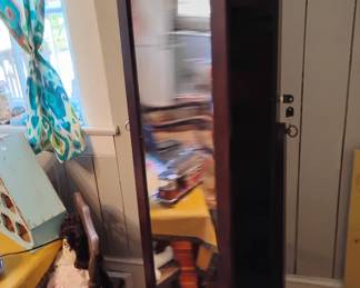 Mirror that opens and holds jewelry