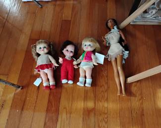 Ideal dolls , Pocahontas