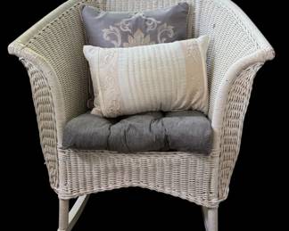 Vtg White Wicker Barrel Rocker