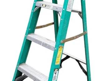 Werner Fiberglass 4 Foot Step Ladder