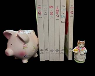 6 Vtg Oz Books, Piggy Bank Beatrix Potter Figure