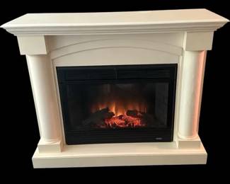 Modern Classic White Electric Fireplace Mantel with Insert