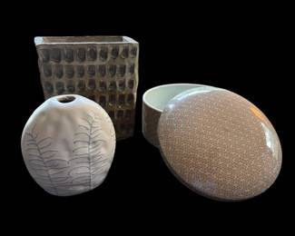 Fitz Floyd Round Box More