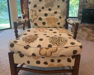 Item 20 Bedford Chair 4