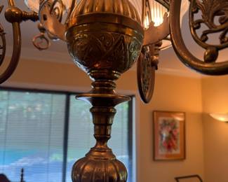Item 25 Bedford Chandelier