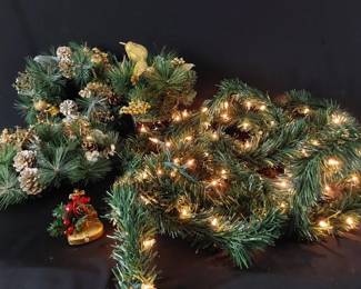 Christmas Mantel Decor
