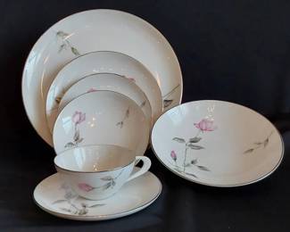 Style House Dawn Rose 41 Piece Service For Six