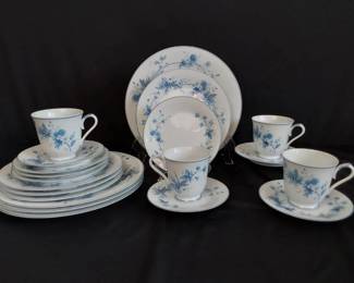 Noritake Vintage Stardust 20 Piece Set